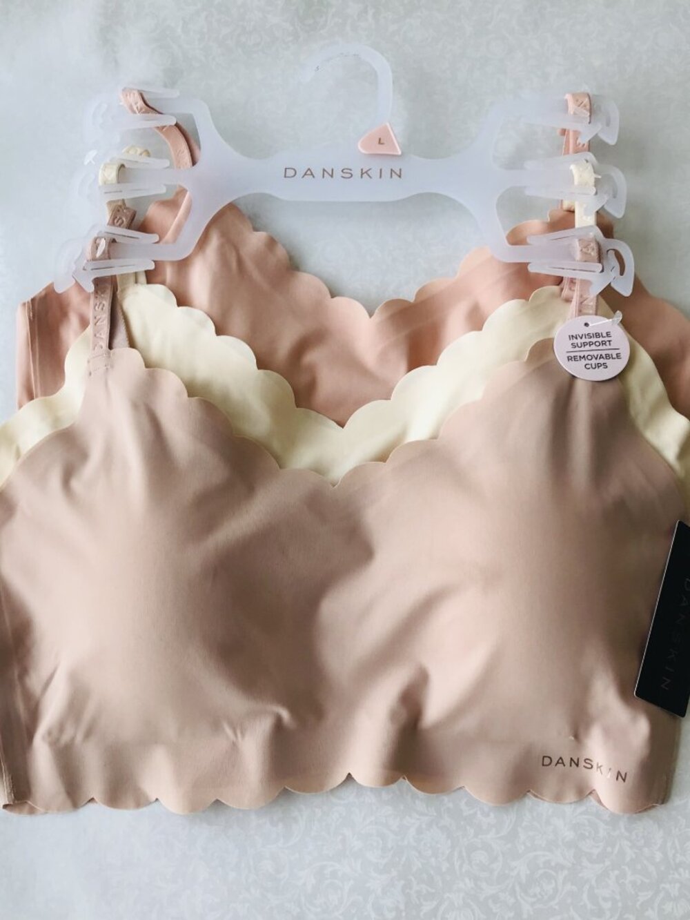 Danskin  Invisible Support  BRAS, Removable Cups 3-set   Size : L
